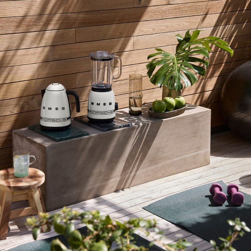 Smeg Porsche Blender - Carrara White BLF03PCWEU